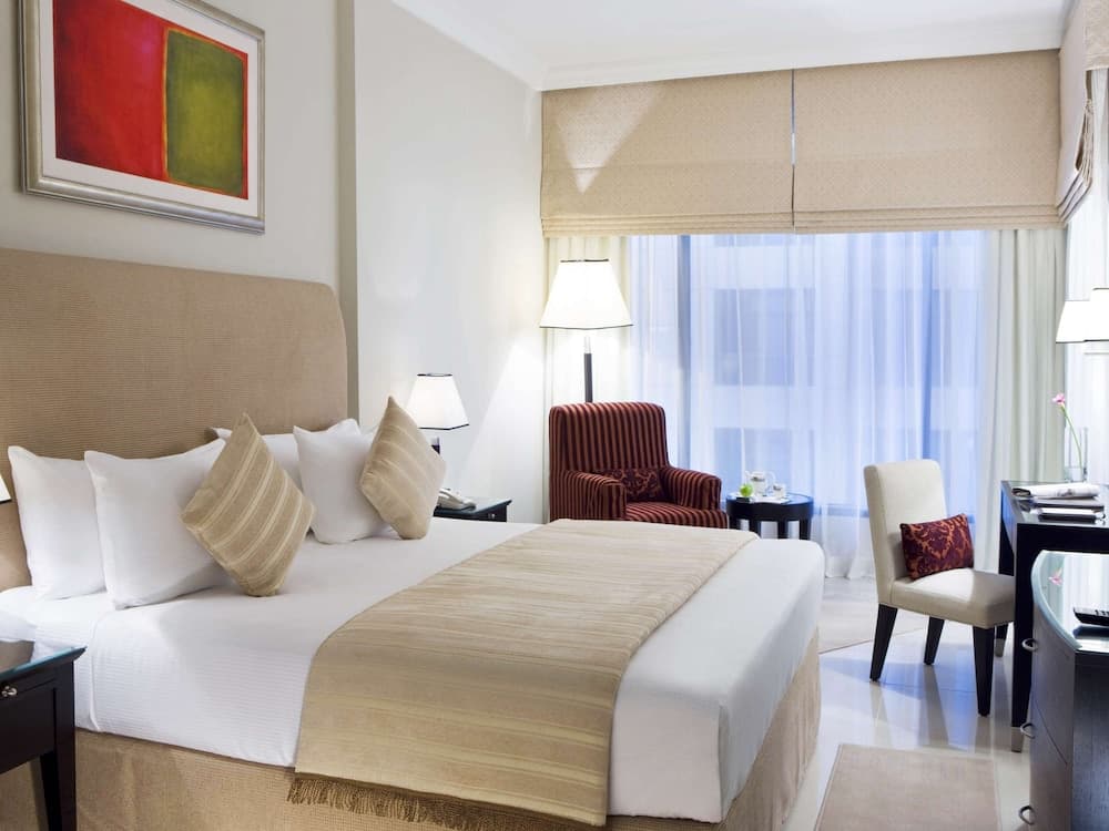 Mercure Dubai Barsha Heights Hotel Suites und Apartments — 9
