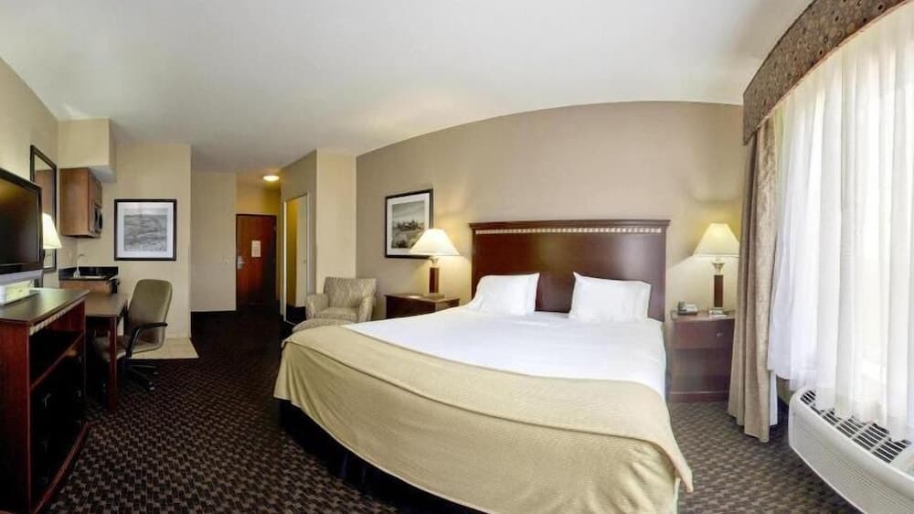 Holiday Inn Express & Suites Miami, ein IHG Hotel — 22