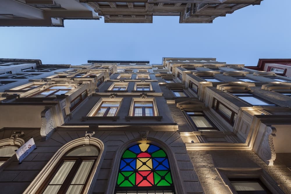 Akka Suites Taksim — 1