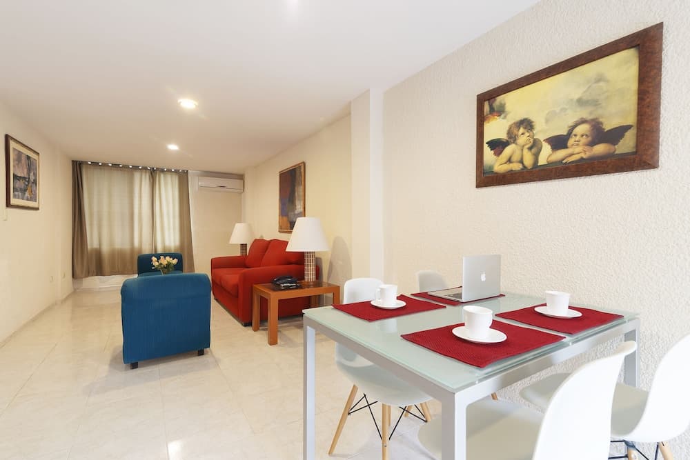 Hotel & Suites Nader — 9