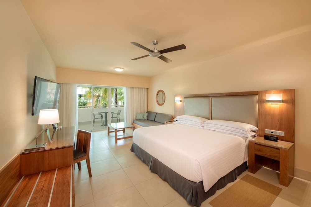 Occidental Punta Cana - All Inclusive — 17