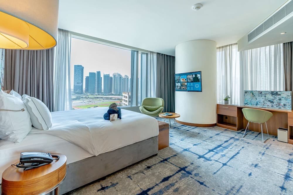 Media One Hotel Dubai — 13