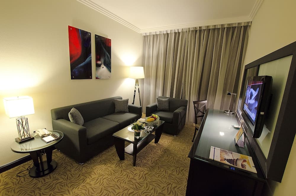 Towers Rotana — 5