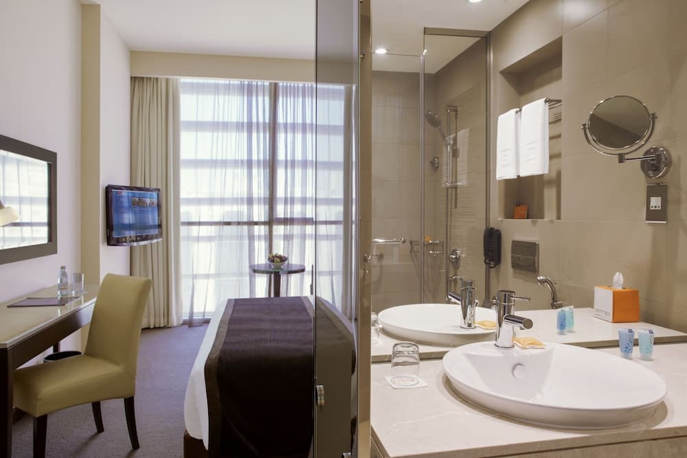 Centro Barsha — 21
