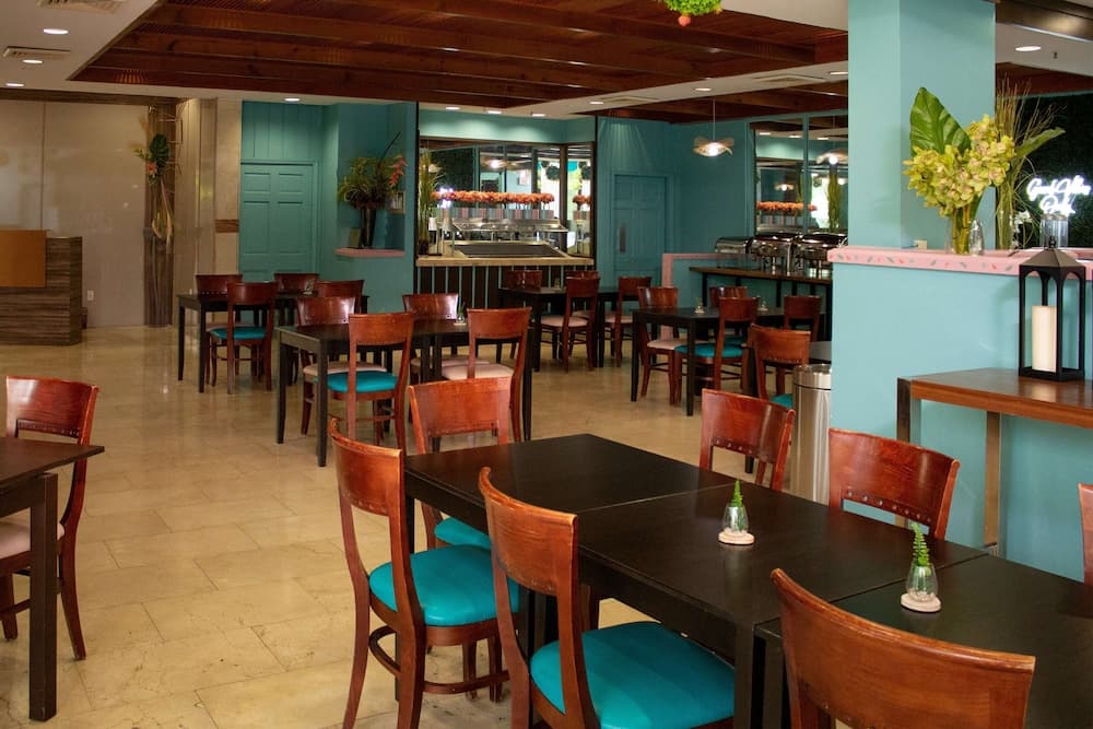 Regency Miami Flughafen Hotel by Sonesta — 22