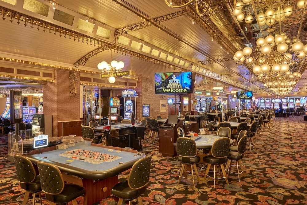 Four Queens Hotel and Casino — 28