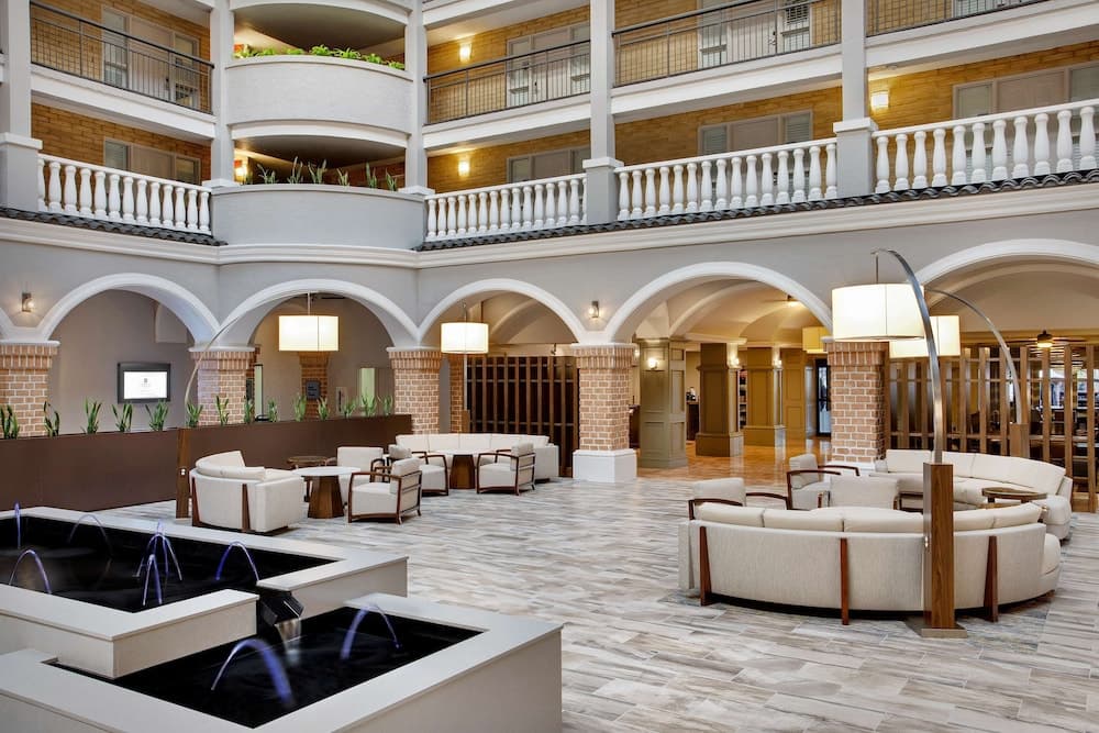 Embassy Suites by Hilton Orlando International Dr Kongresszentrum — 3