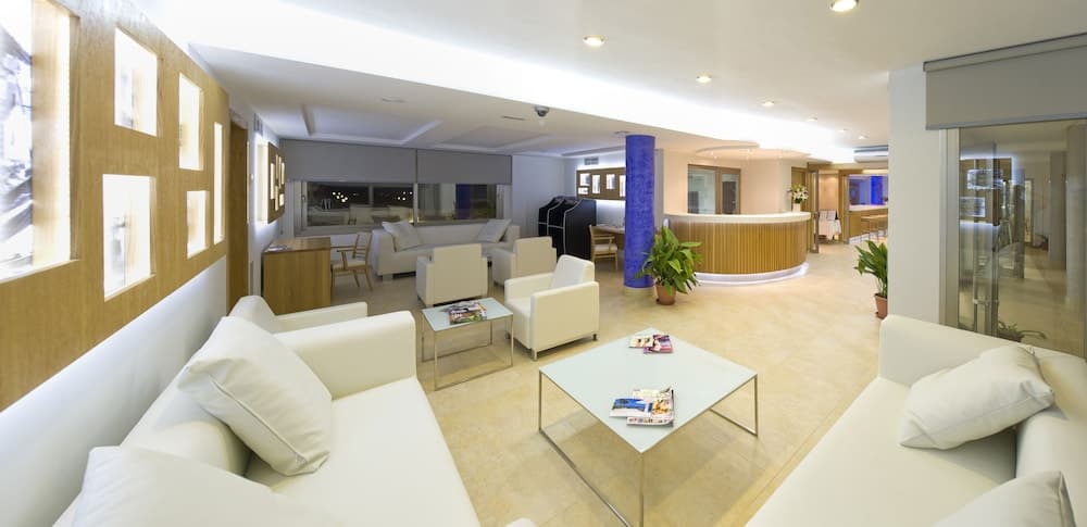 Apartamentos Bon Sol Prestige - Apartments Bon Sol Prestige — 3