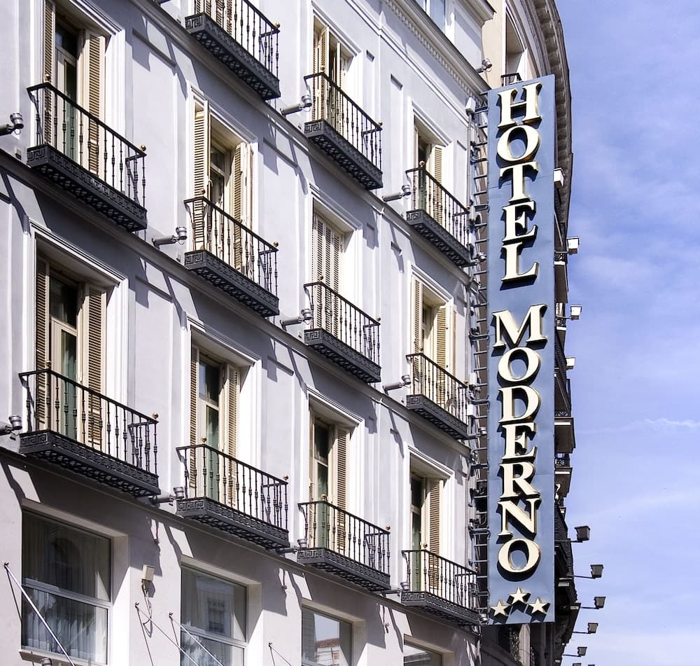 Hotel Moderno — 25