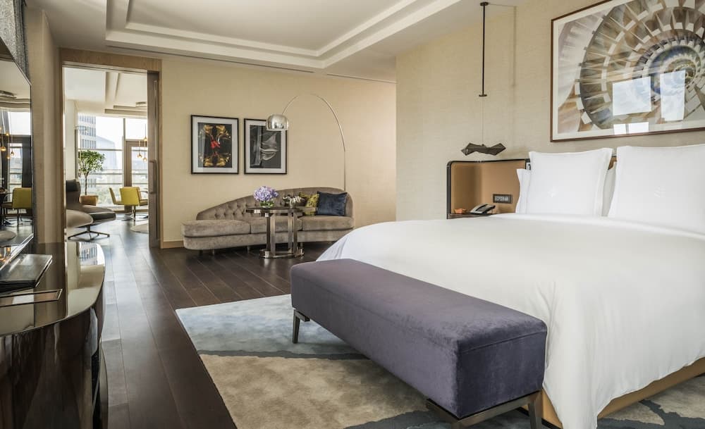 Four Seasons Hotel Dubai International Financial Centre — 6