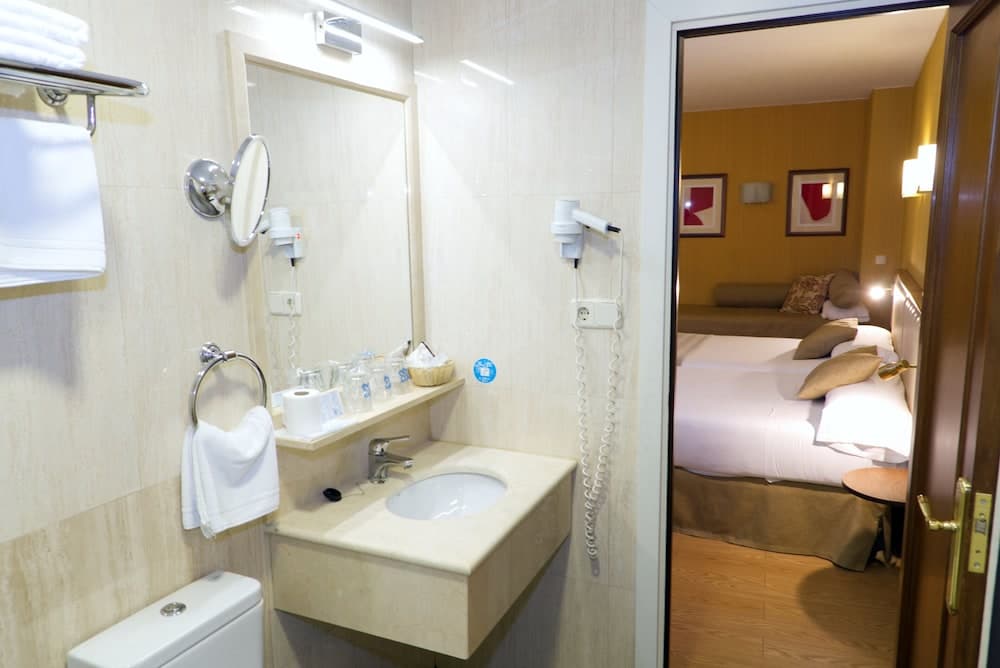 Hotel Los Condes — 17