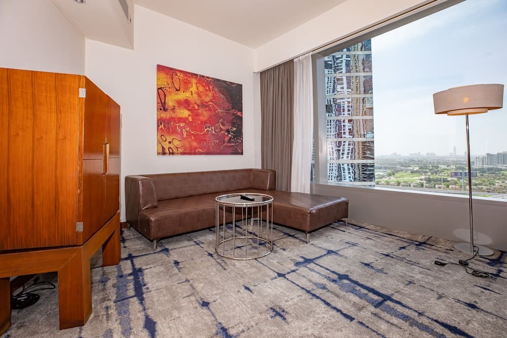 Media One Hotel Dubai — 7