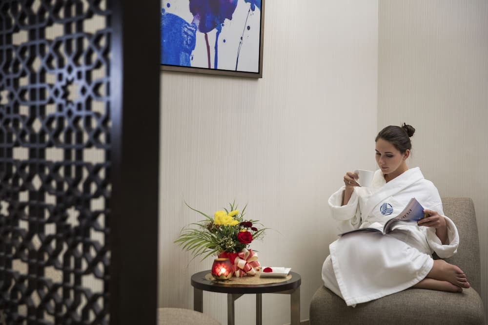Jumeira Rotana — 9