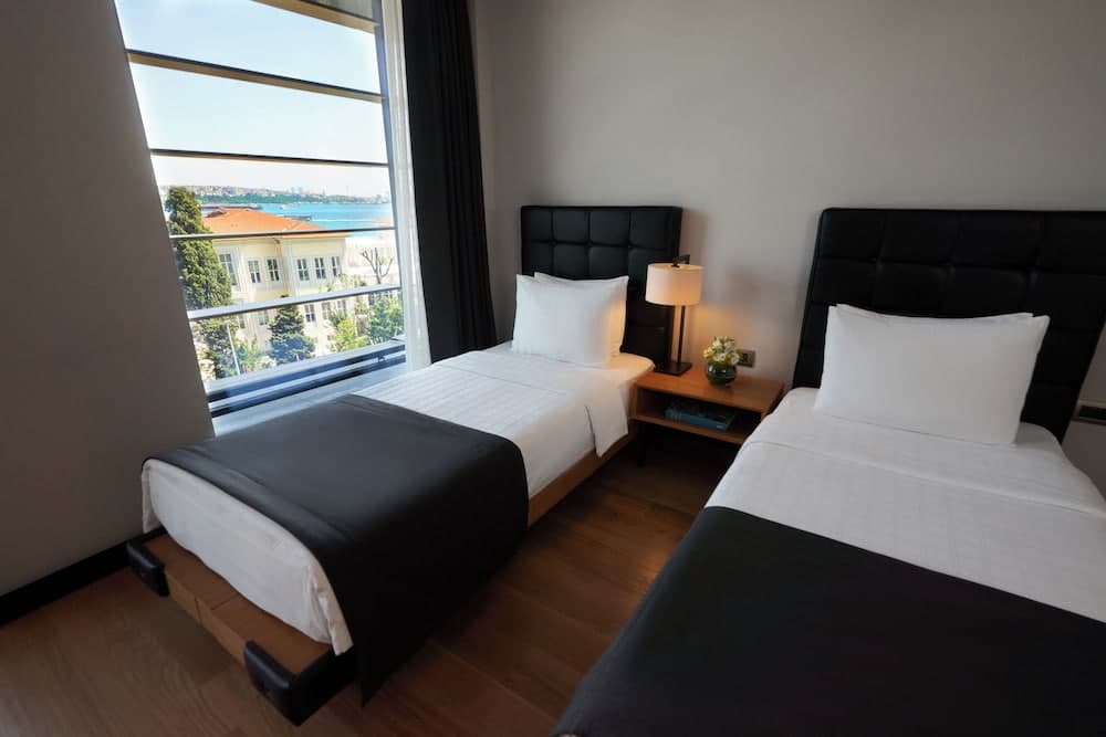 Metropolitan Hotels Bosphorus — 14