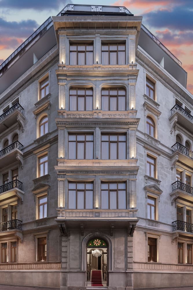 AKKA Lush Hotel Taksim — 1