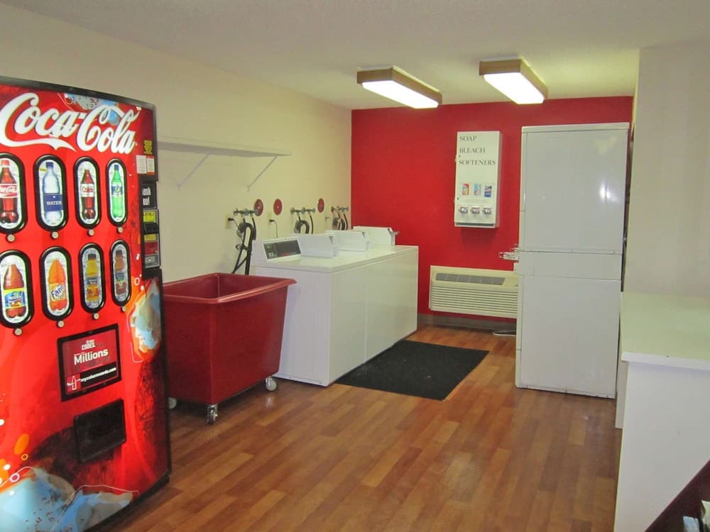 Extended Stay America Suites Ft Lauderdale Cyp Crk NW 6th Wy — 26