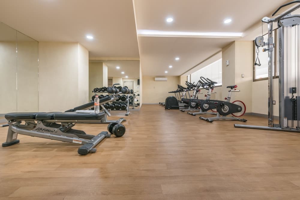 Suites Perisur Möblierte Apartments — 26