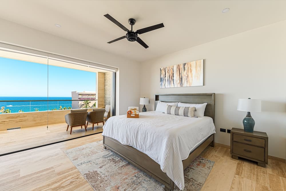 Marella Cabo — 18