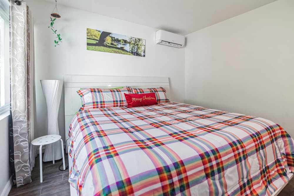 Spacious And Private Tampa Retreat 1 Bedroom Condo by Redawning — 12