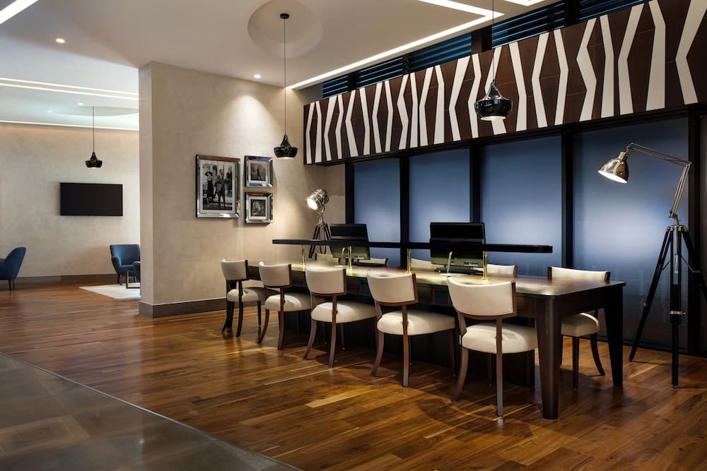 Sheraton Istanbul City Center — 4