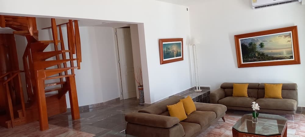 Hotel y Museo Casa Turquesa — 25