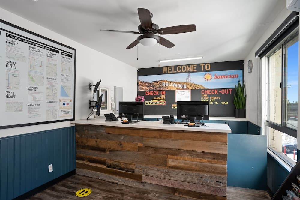 Samesun Hollywood - Hostel — 2