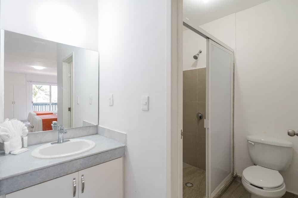 Hotel Imperial Laguna Faranda — 10