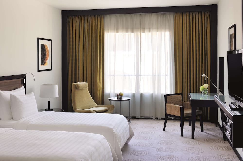 Avani Deira Dubai Hotel — 18