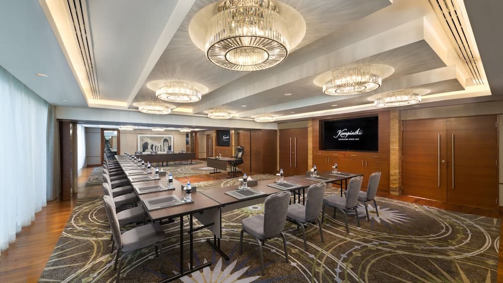 Kempinski Mall Of The Emirates — 29