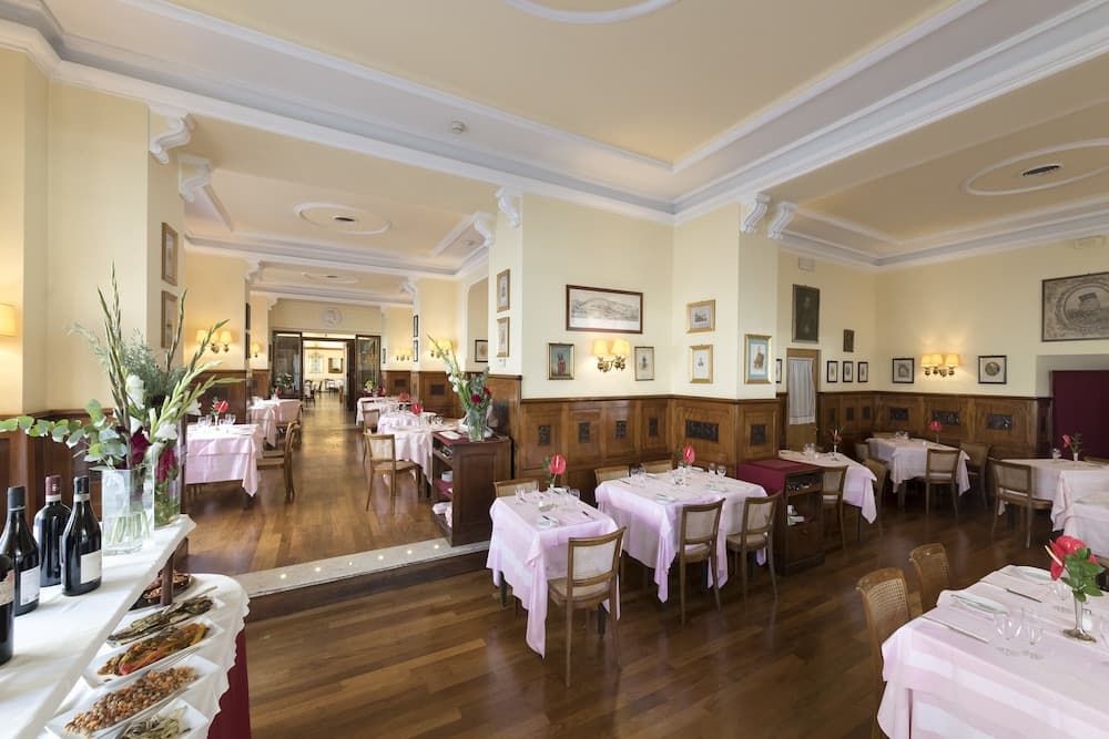 Hotel Bettoja Massimo D'Azeglio — 23