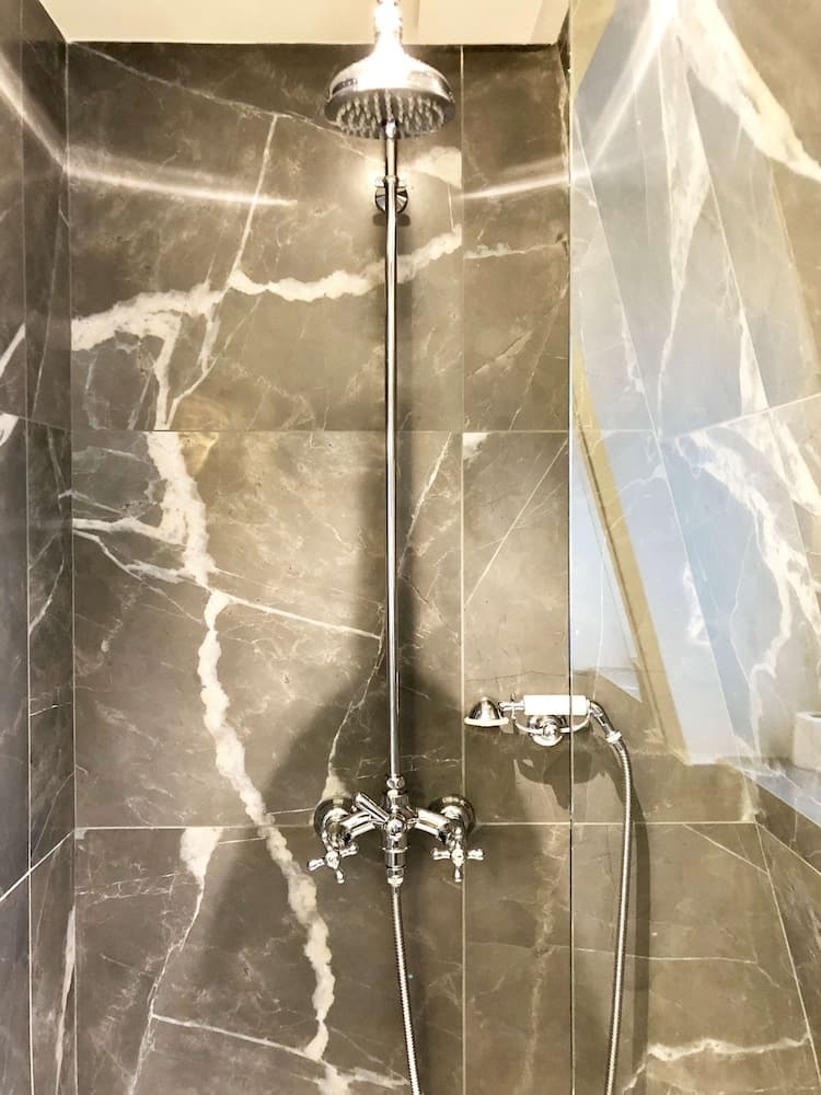 Hotel Mayfair — 27