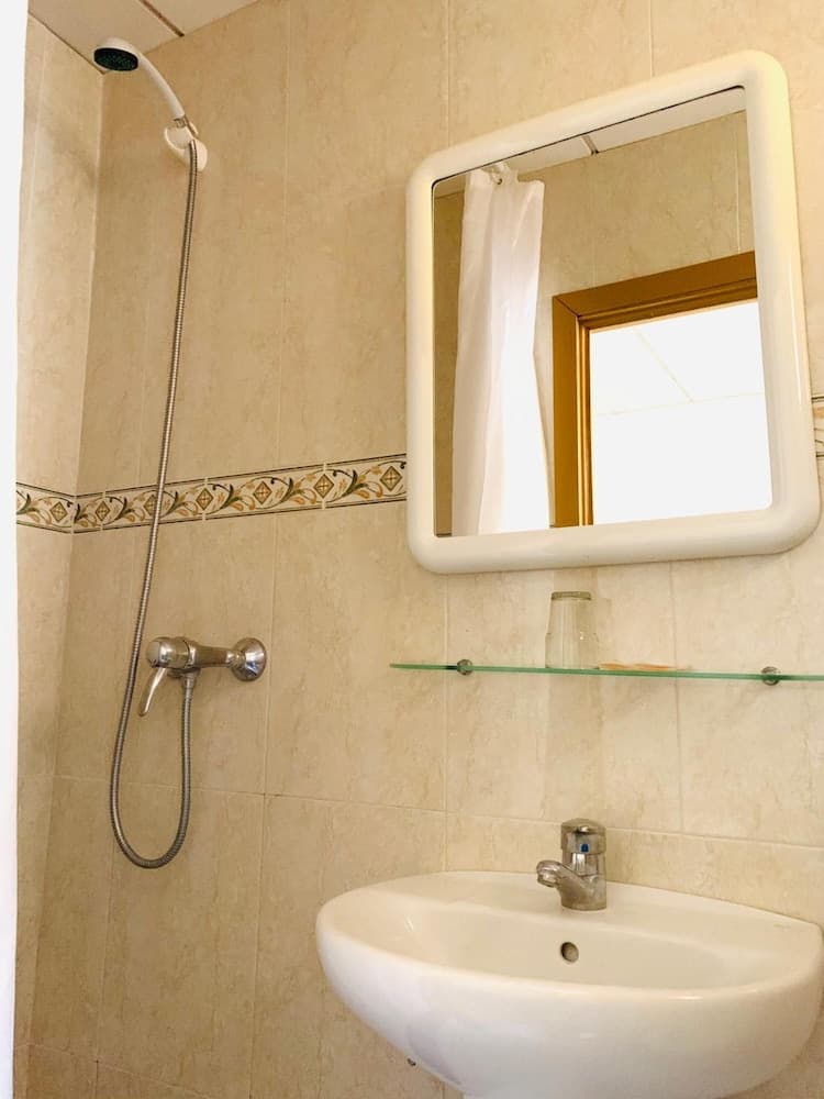 Hostal San Telmo - Nur für Erwachsene — 17