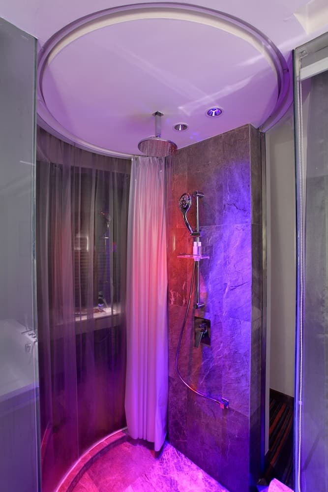 Hotel LiT BANGKOK — 15