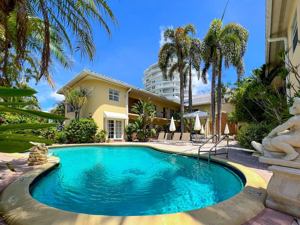 La Casa A North Beach Village Resort Hotel — 13