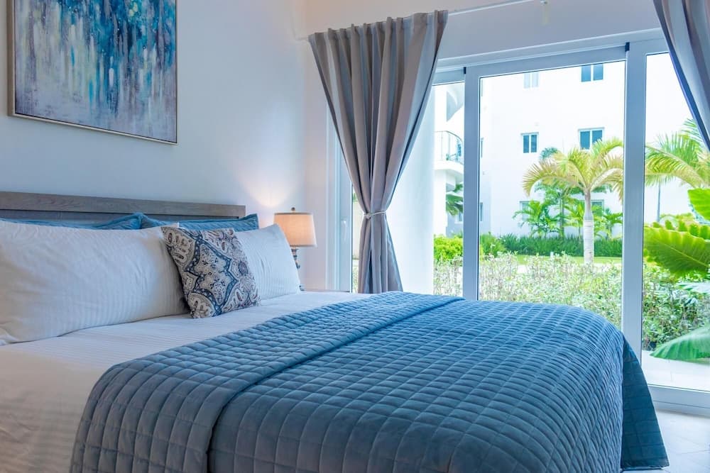Stylish 3-bedroom Apartment Near the Bavaro Beach — 5