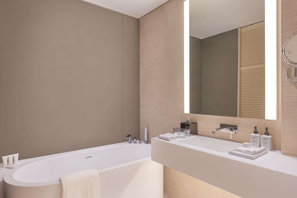 Radisson Beach Resort Palm Jumeirah — 4