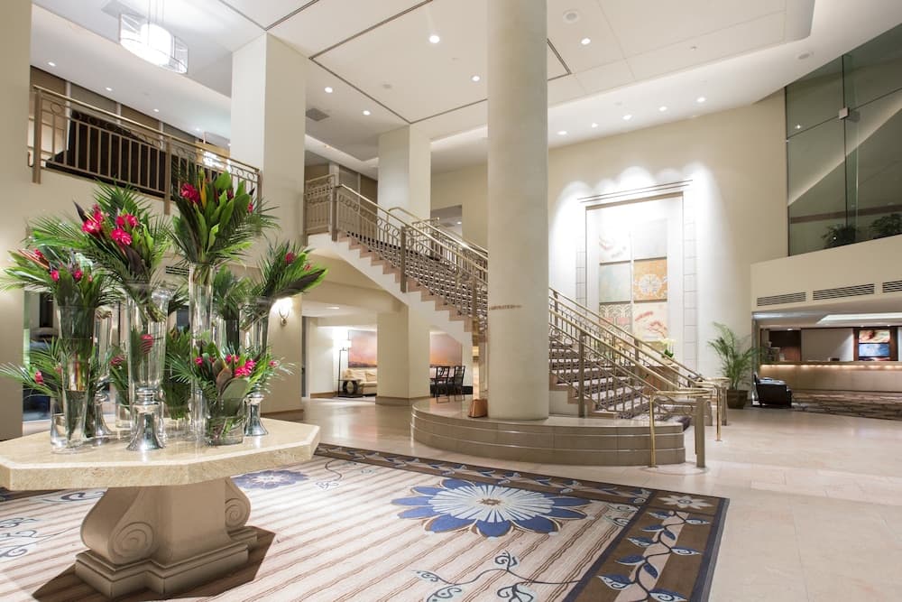Omni Los Angeles Hotel en California Plaza — 14