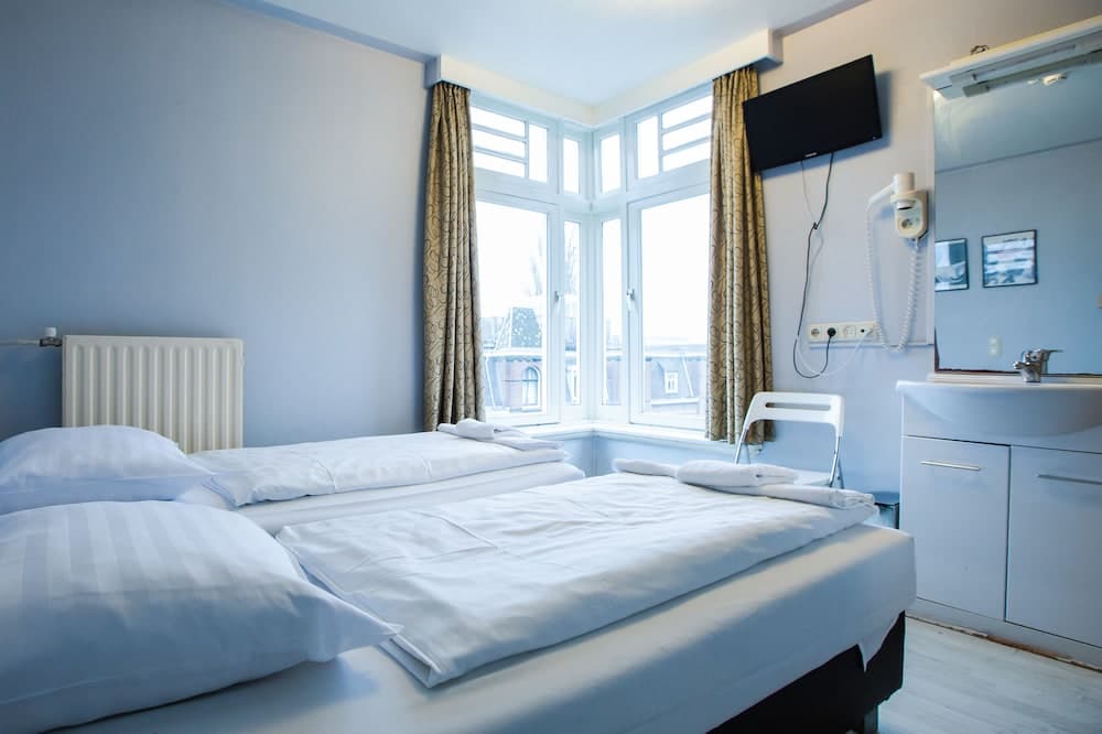 Hotel Trianon — 19