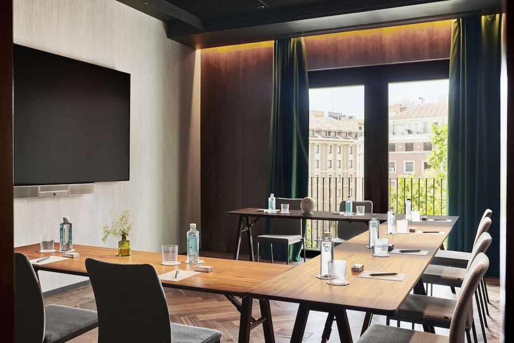 Thompson Madrid, by Hyatt — 18
