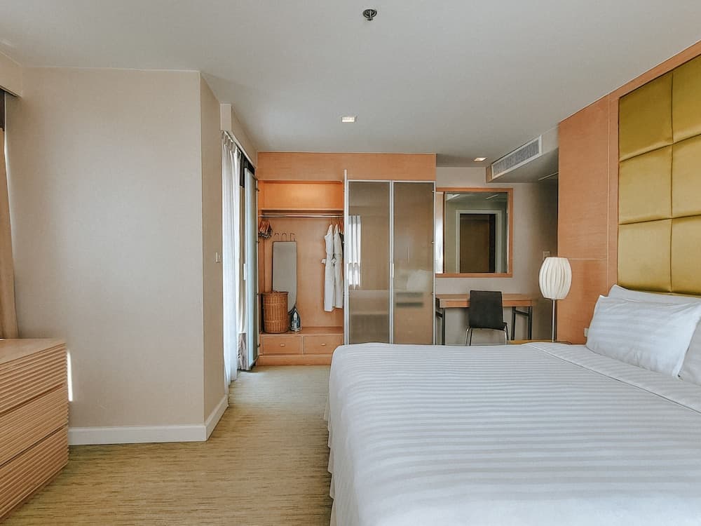 Urbana Langsuan Hotel — 17