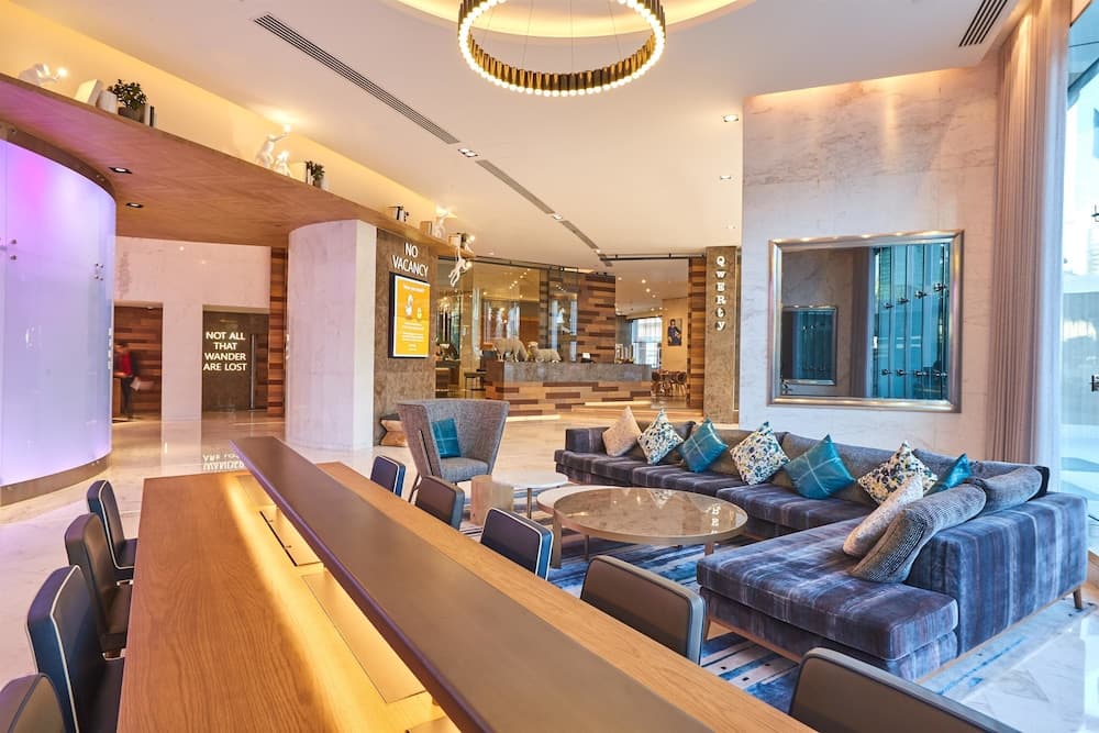 Media One Hotel Dubai — 26