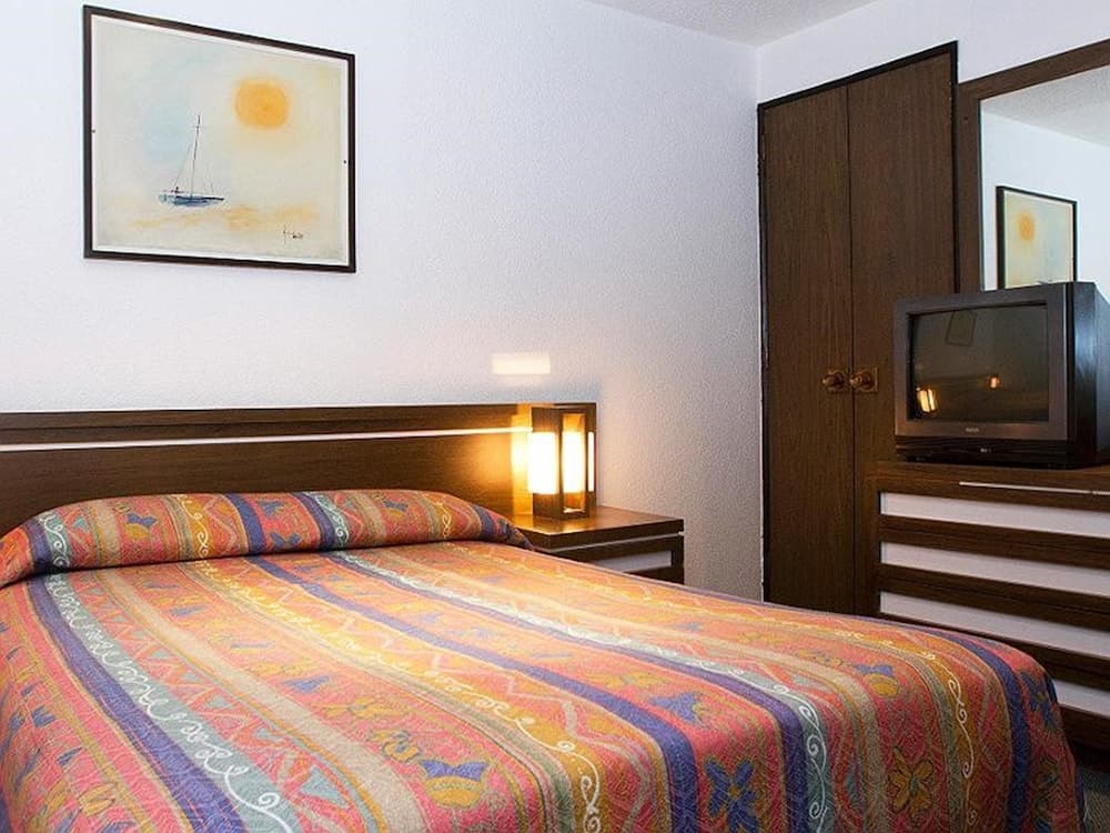 Corinto Hotel — 4