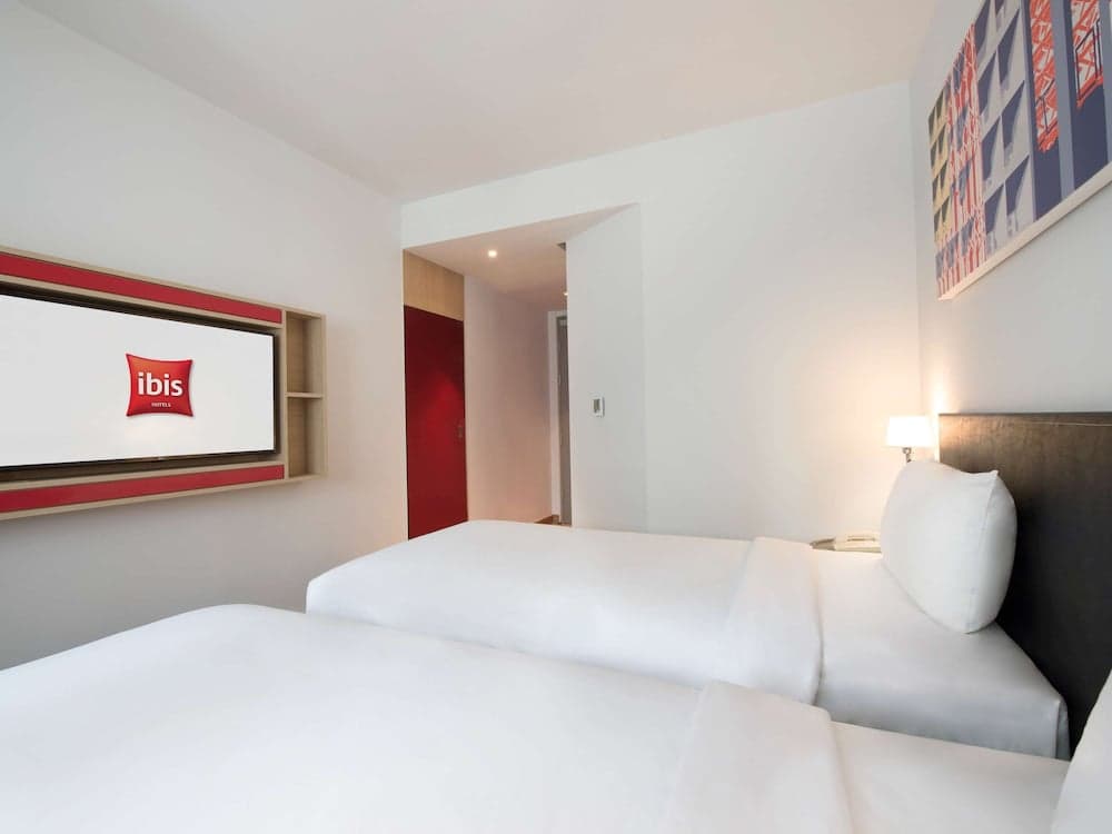 Ibis Bangkok Sukhumvit 24 — 8