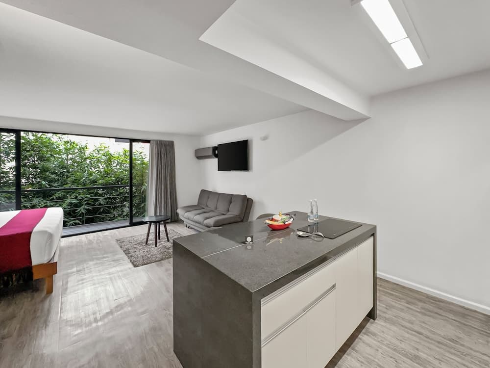 Armonik Suites — 16