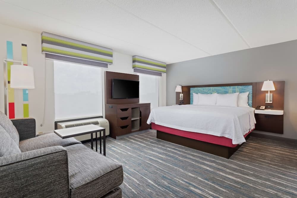 Hampton Inn & Suites Orlando Intl Dr N — 26