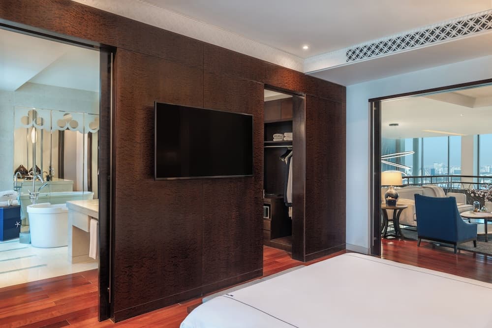 The H Dubai — 29