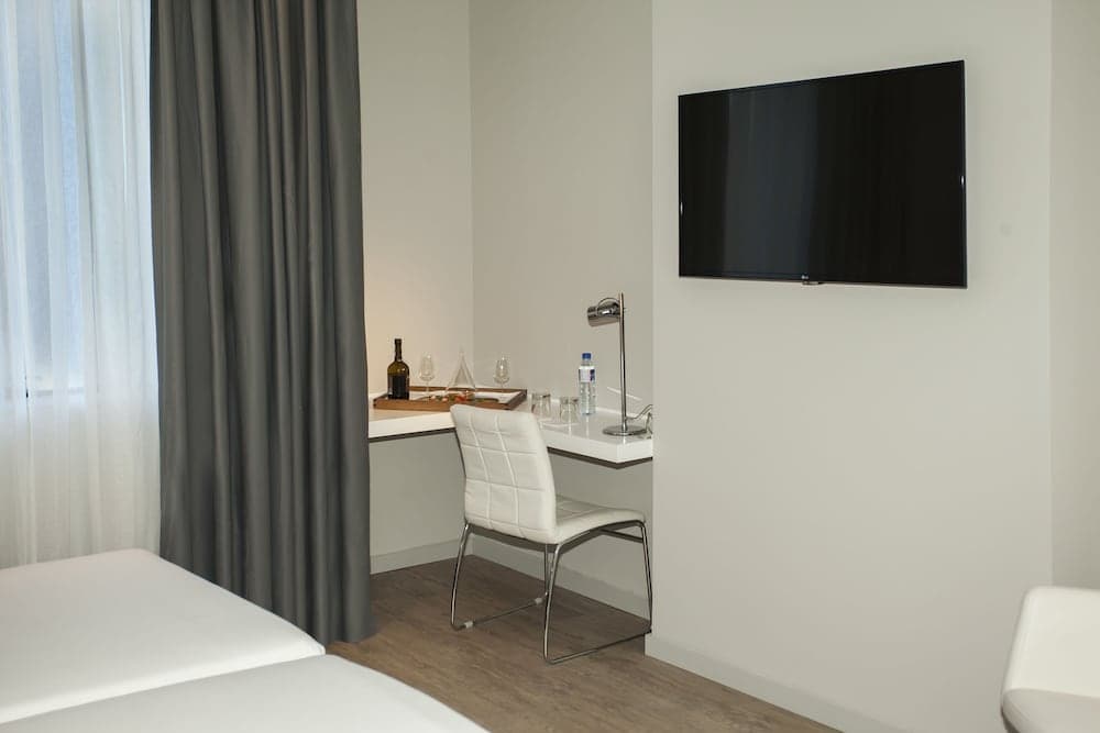Hotel Star Inn Lisbon Aeroporto — 19