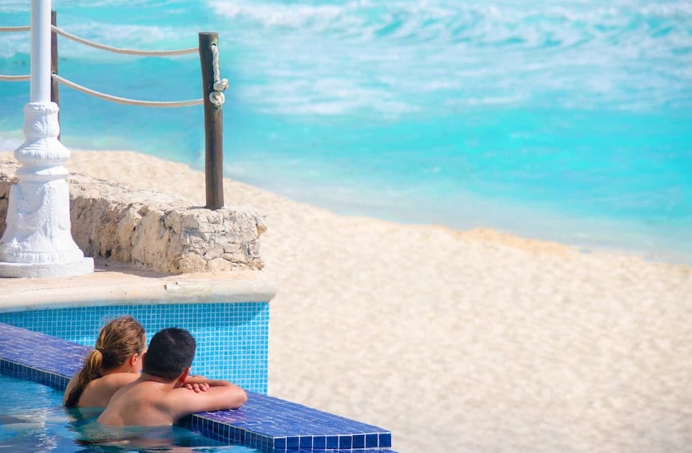 Bsea Cancun Plaza Hotel — 18