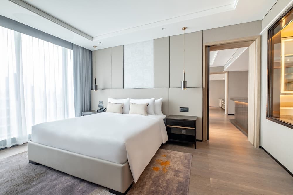 Hotel Carlton Bangkok Sukhumvit — 24