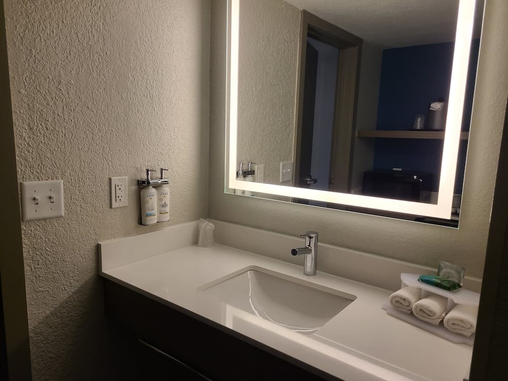 Holiday Inn Express & Suites Ft. Lauderdale N - Exec Airport, un hotel IHG — 23
